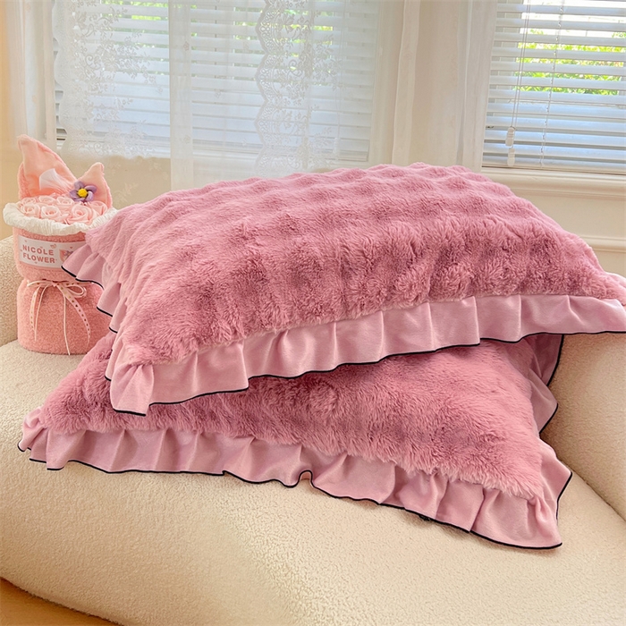 91家纺网 家纺一手货源 找家纺 梦舒羽 2025新款兔毛绒单人枕套牛奶绒枕芯套雪花绒宿舍枕头套-泡泡 兔毛绒泡泡花边款-云梦粉