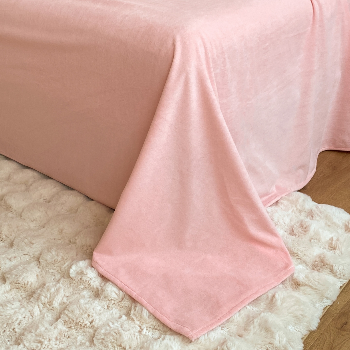 91家纺网 家纺一手货源 找家纺 如一 2025新款水晶绒双拼刺绣四件套-郁金香系列 郁金香-蜜桃粉