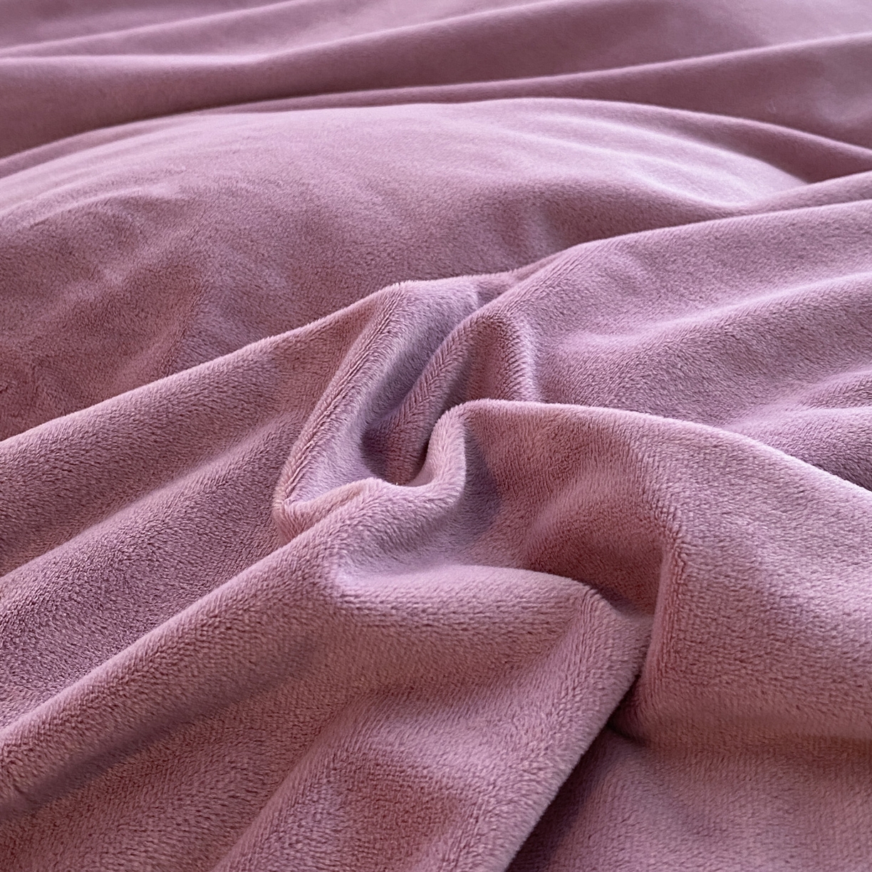 91家纺网 家纺一手货源 找家纺 如一 2025新款水晶绒双拼刺绣四件套-郁金香系列 郁金香-安娜紫