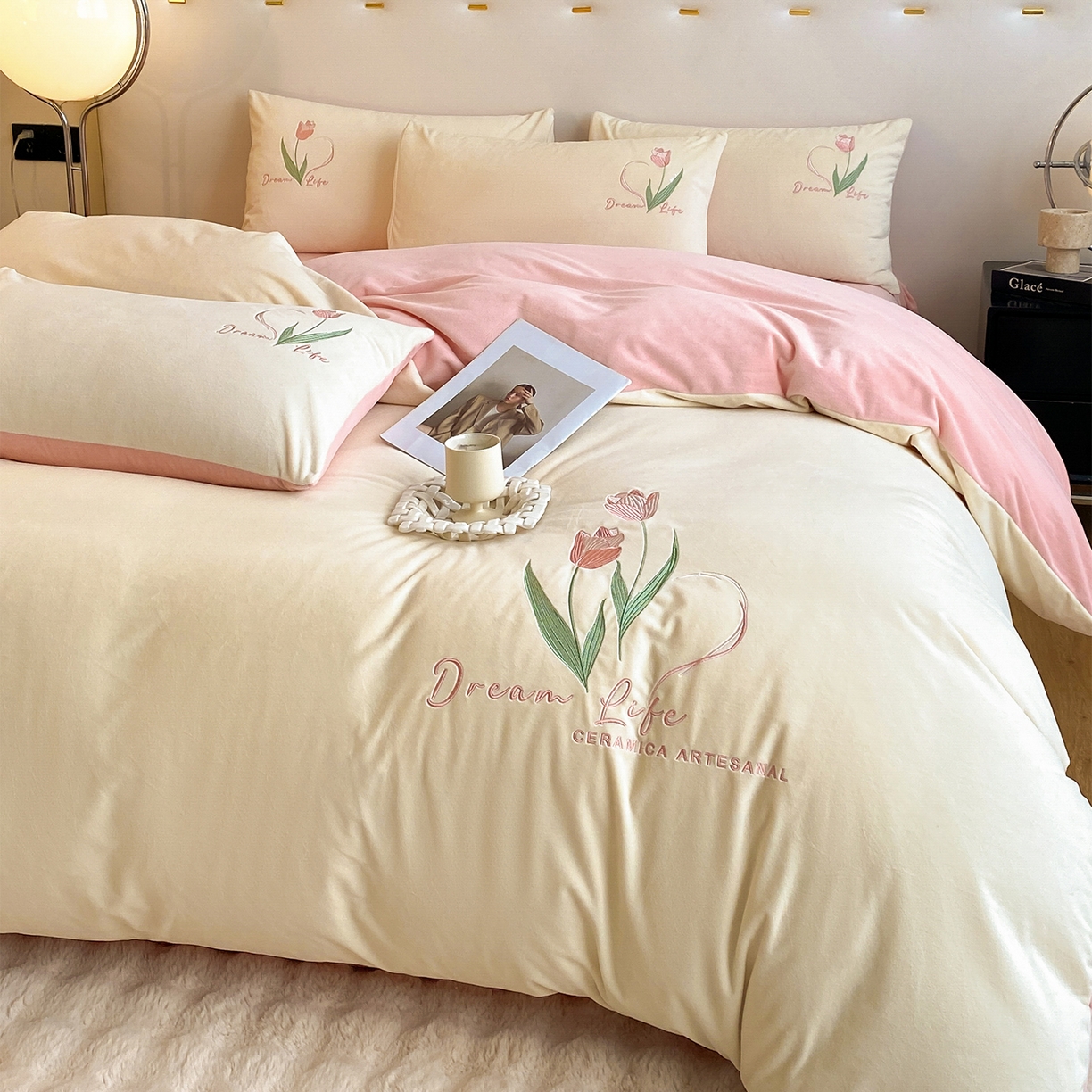 如一 2025新款水晶绒双拼刺绣四件套-郁金香系列 郁金香-奶白粉