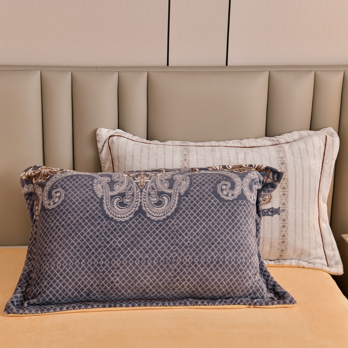 91家纺网 家纺一手货源 找家纺 丽涵家纺 2025秋冬新品230克全工艺消光牛奶绒印花四件套 富丽堂皇