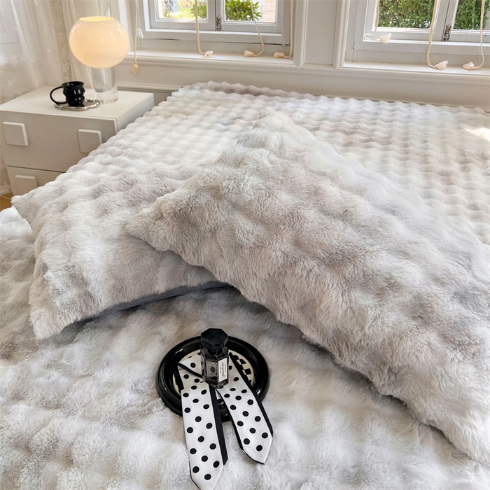 91家纺网 家纺一手货源 找家纺 梦舒羽 2025新款兔毛绒单人枕套牛奶绒枕芯套雪花绒宿舍枕头套一对装-泡泡 兔毛绒泡泡-梦幻浅灰