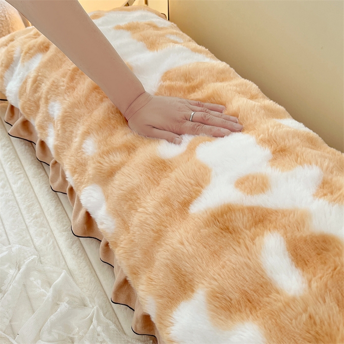 91家纺网 家纺一手货源 找家纺 梦舒羽 2025新款兔毛绒花边双人枕套牛奶绒加长情侣枕芯套雪花绒枕头套-泡泡 兔毛绒泡泡花边款-梦幻奶咖