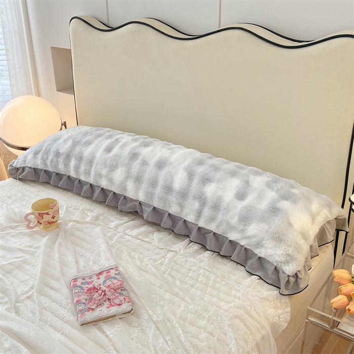 91家纺网 家纺一手货源 找家纺 梦舒羽 2025新款兔毛绒花边双人枕套牛奶绒加长情侣枕芯套雪花绒枕头套-泡泡 兔毛绒泡泡花边款-梦幻浅灰