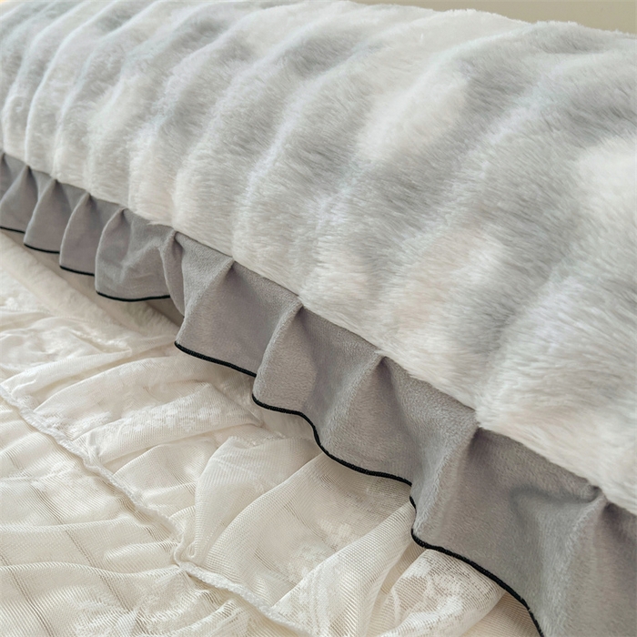 91家纺网 家纺一手货源 找家纺 梦舒羽 2025新款兔毛绒花边双人枕套牛奶绒加长情侣枕芯套雪花绒枕头套-泡泡 兔毛绒泡泡花边款-梦幻浅灰