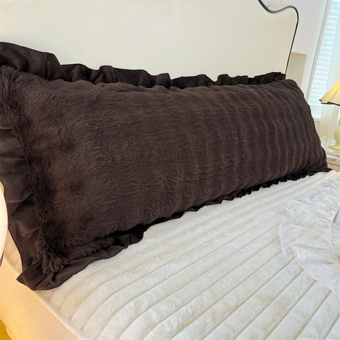 梦舒羽 2025新款兔毛绒花边双人枕套牛奶绒加长情侣枕芯套雪花绒枕头套-泡泡 兔毛绒泡泡花边款-咖啡色