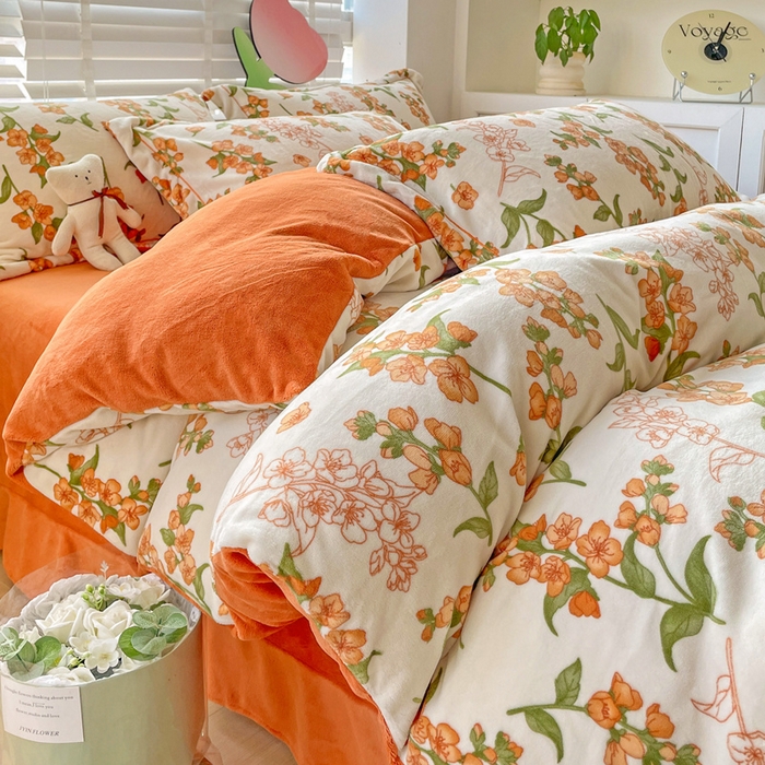 91家纺网 家纺一手货源 找家纺 丽涵家纺 2025秋冬新品230克全工艺消光牛奶绒印花四件套 花季