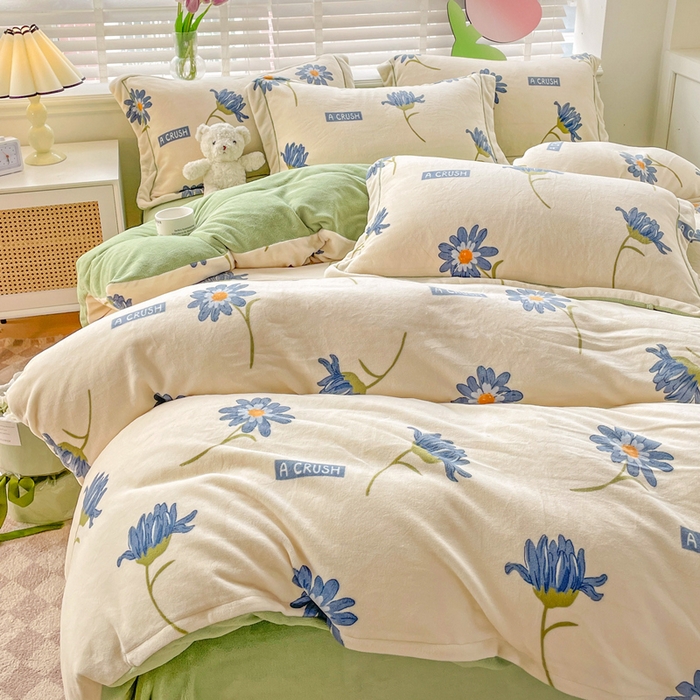 91家纺网 家纺一手货源 找家纺 丽涵家纺 2025秋冬新品230克全工艺消光牛奶绒印花四件套 花意