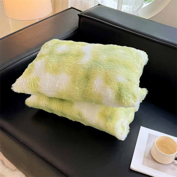 91家纺网 家纺一手货源 找家纺 梦舒羽 2025新款兔毛绒抱枕套单人牛奶绒枕芯套雪花绒儿童枕枕头套-泡泡 兔毛绒泡泡-梦幻果绿