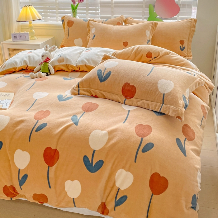 91家纺网 家纺一手货源 找家纺 丽涵家纺 2025秋冬新品230克全工艺消光牛奶绒印花四件套 拉斐尔-落日