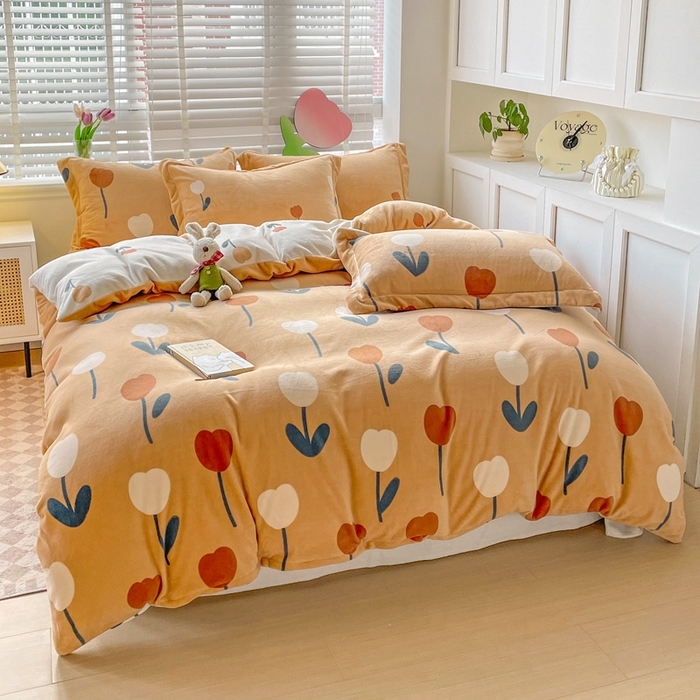 91家纺网 家纺一手货源 找家纺 丽涵家纺 2025秋冬新品230克全工艺消光牛奶绒印花四件套 拉斐尔-落日