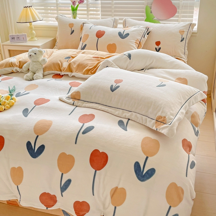 91家纺网 家纺一手货源 找家纺 丽涵家纺 2025秋冬新品230克全工艺消光牛奶绒印花四件套 拉斐尔-奶白