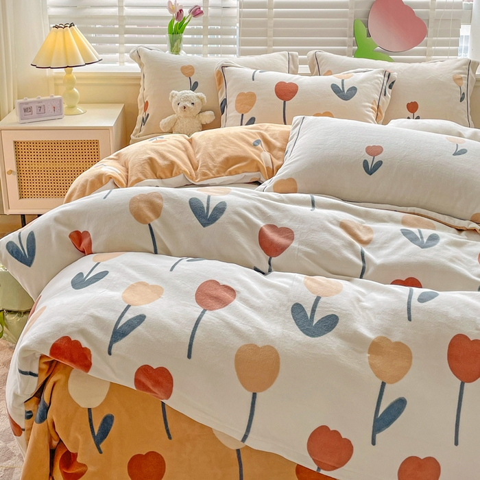 91家纺网 家纺一手货源 找家纺 丽涵家纺 2025秋冬新品230克全工艺消光牛奶绒印花四件套 拉斐尔-奶白