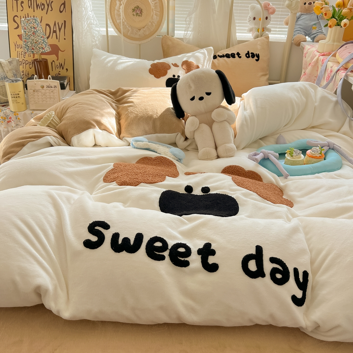 91家纺网 家纺一手货源 找家纺 韩都家居 2025新款高克重萌系牛奶绒毛巾绣四件套 毛毛狗