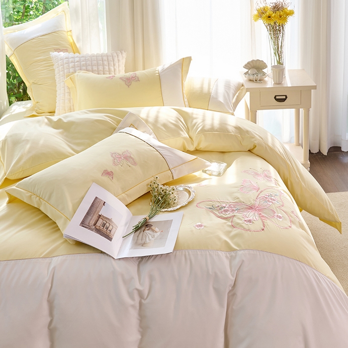 91家纺网 家纺一手货源 找家纺 包小包 2025新款臻丝棉拼角刺绣工艺四件套-羽栖 羽栖-奶黄