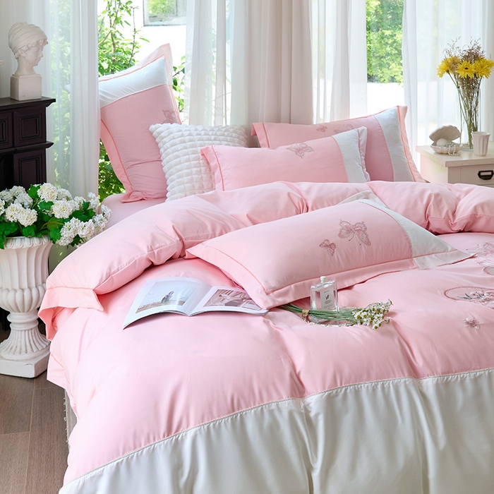 91家纺网 家纺一手货源 找家纺 包小包 2025新款臻丝棉拼角刺绣工艺四件套-羽栖 羽栖-浅粉