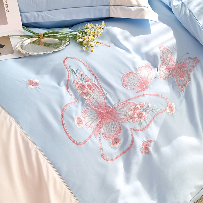 91家纺网 家纺一手货源 找家纺 包小包 2025新款臻丝棉拼角刺绣工艺四件套-羽栖 羽栖-天蓝