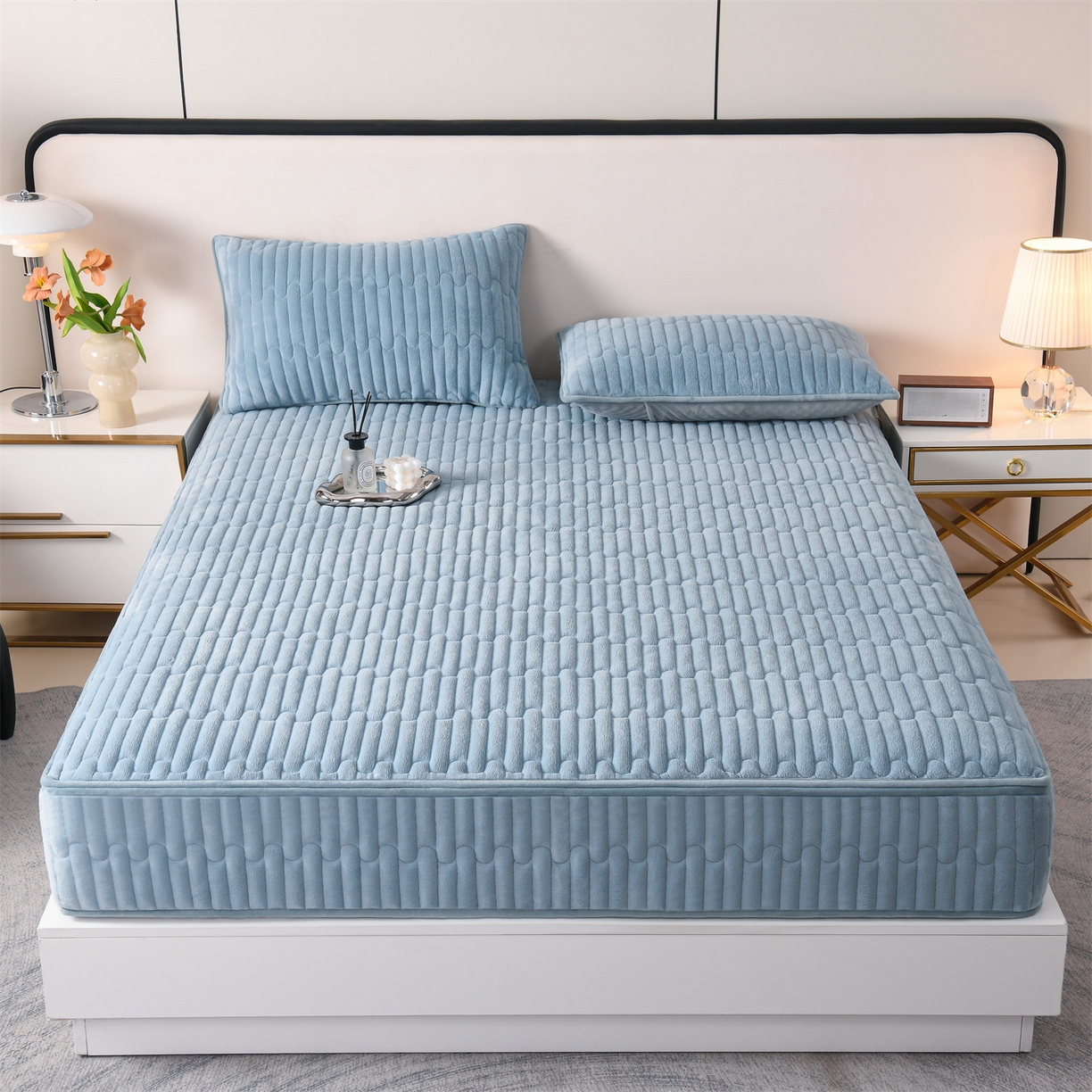 91家纺网 家纺一手货源 找家纺 （总）云木里 2025新款冬季230克牛奶绒六面全包单床笠床笠单件单品床笠和煦春风