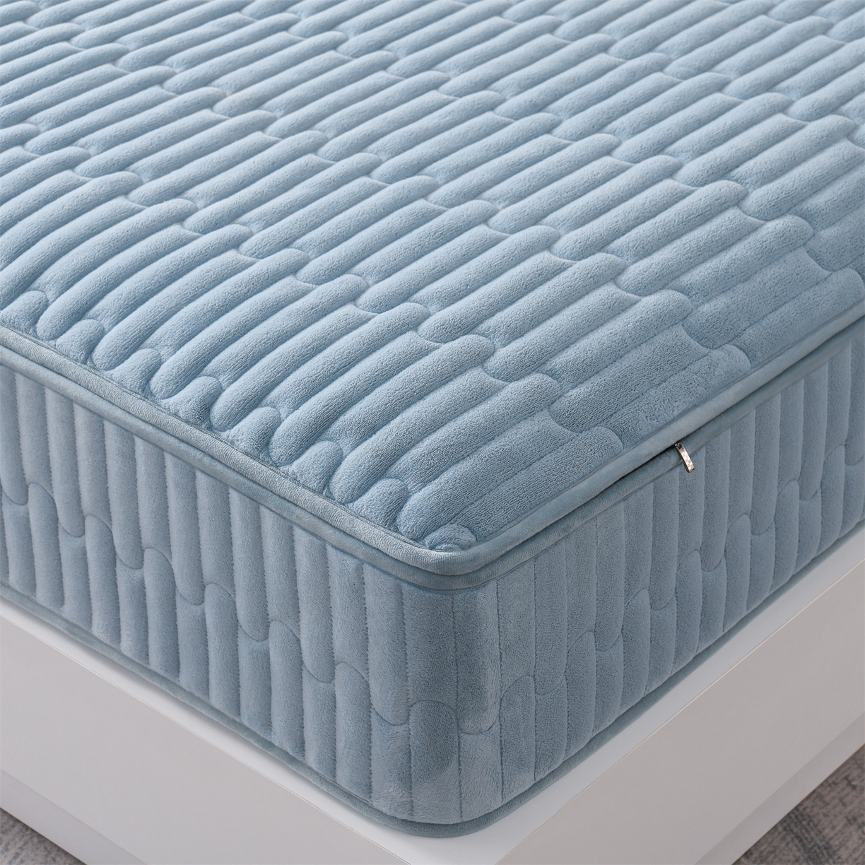 91家纺网 家纺一手货源 找家纺 （总）云木里 2025新款冬季230克牛奶绒六面全包单床笠床笠单件单品床笠和煦春风