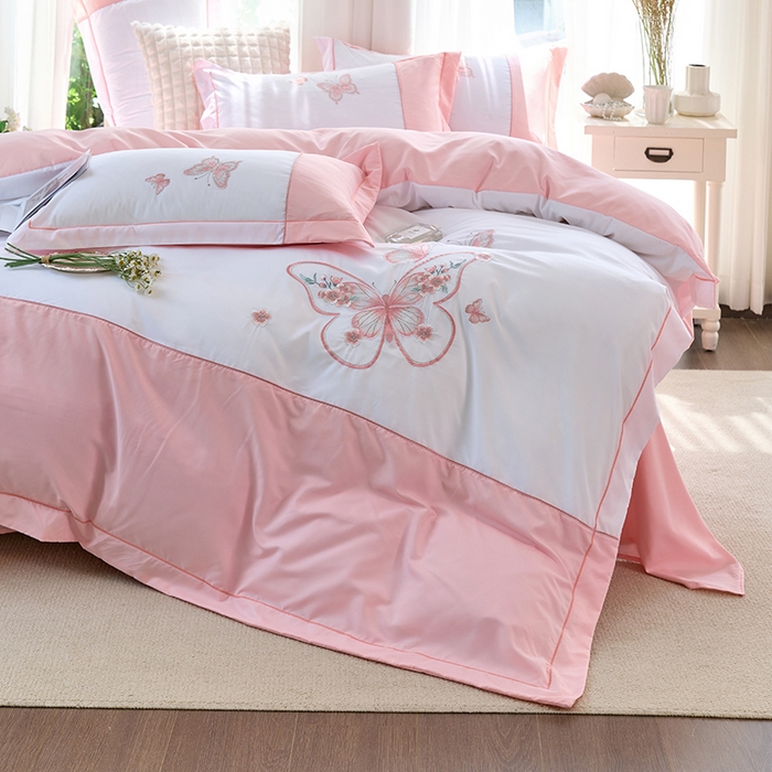 91家纺网 家纺一手货源 找家纺 包小包 2025新款臻丝棉拼角刺绣工艺四件套-羽栖 羽栖-奶白