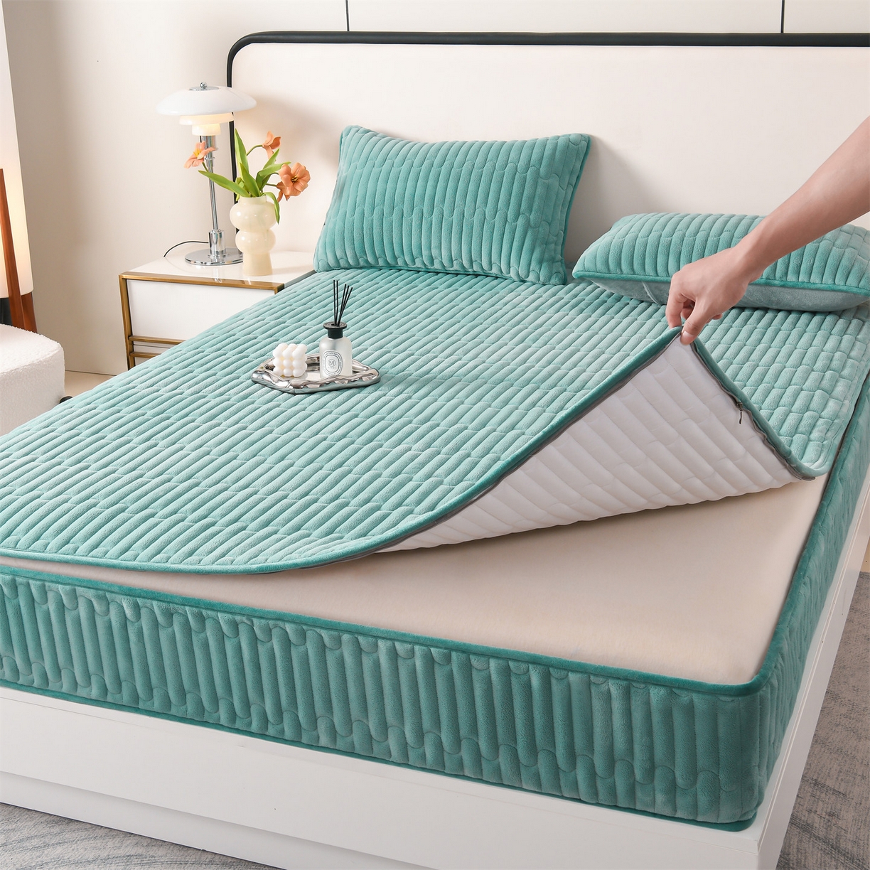 91家纺网 家纺一手货源 找家纺 云木里 2025新款冬季230克牛奶绒六面全包单床笠床笠单件单品床笠和煦春风 和煦春风-松针墨