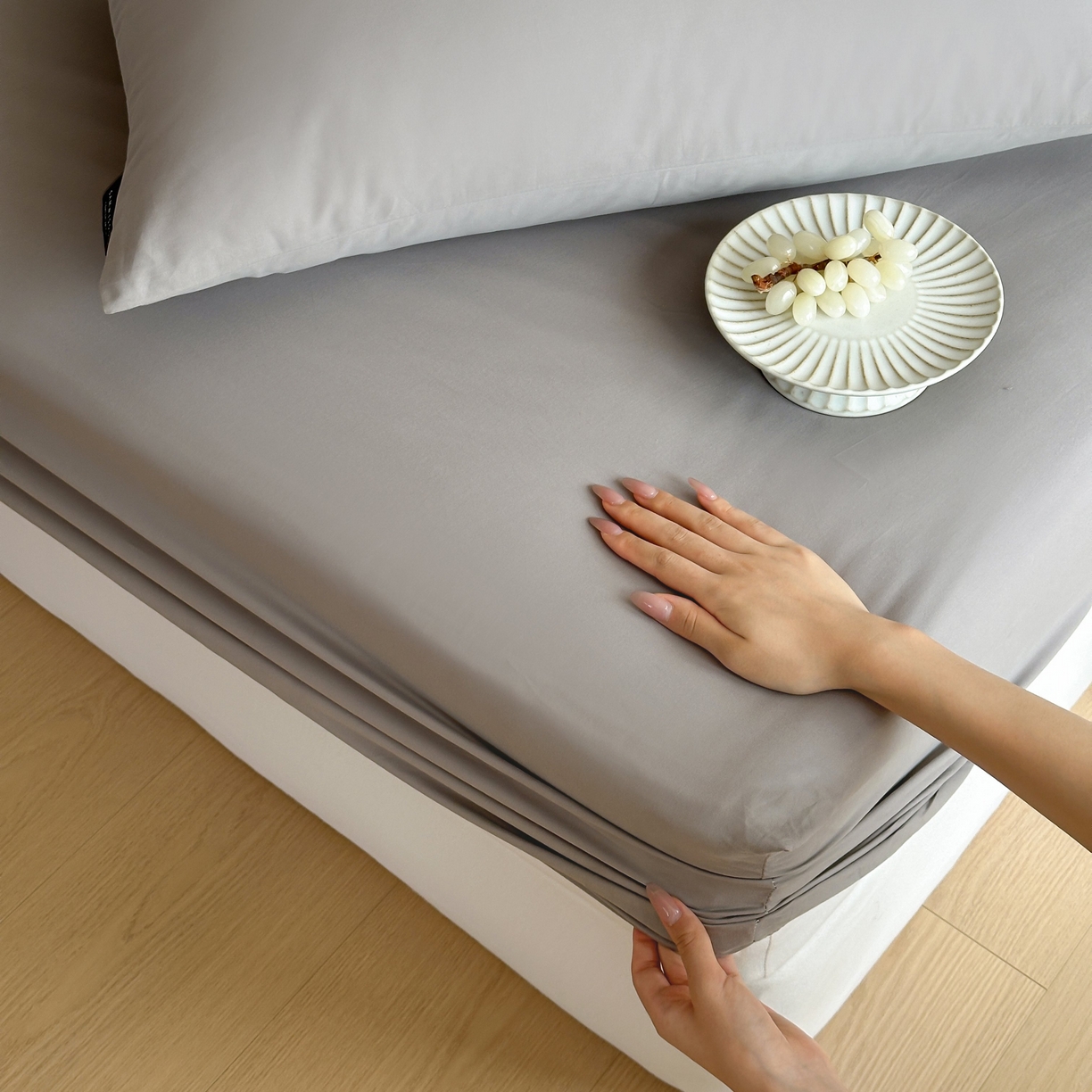 91家纺网 家纺一手货源 找家纺 三味舒屋 2025新款50支磨毛长绒棉纯棉纯色单床笠床笠单件-长期主义 拉丝灰