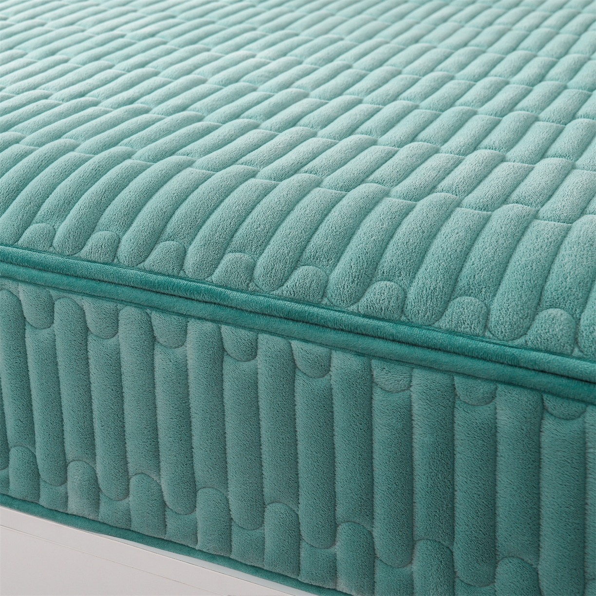 91家纺网 家纺一手货源 找家纺 云木里 2025新款冬季230克牛奶绒六面全包单床笠床笠单件单品床笠和煦春风 和煦春风-松针墨