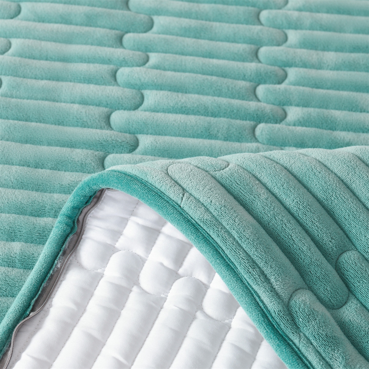 91家纺网 家纺一手货源 找家纺 云木里 2025新款冬季230克牛奶绒六面全包单床笠床笠单件单品床笠和煦春风 和煦春风-松针墨