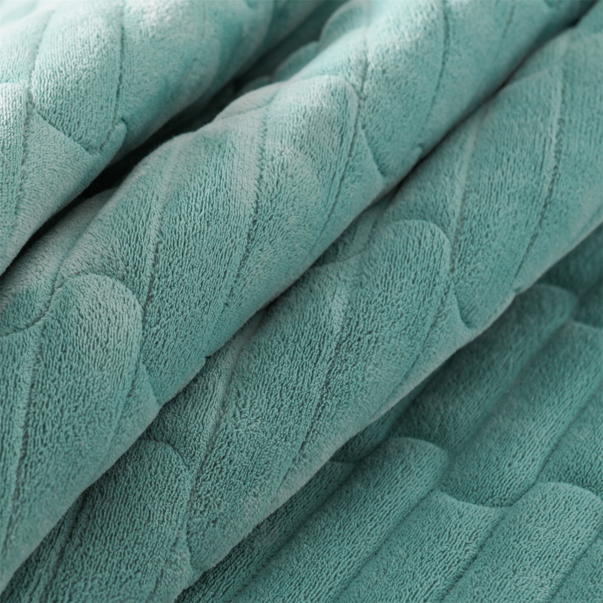 91家纺网 家纺一手货源 找家纺 云木里 2025新款冬季230克牛奶绒六面全包单床笠床笠单件单品床笠和煦春风 和煦春风-松针墨