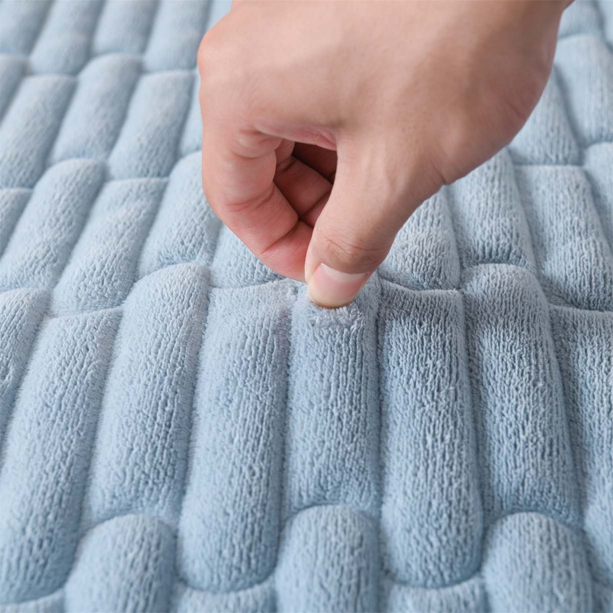 91家纺网 家纺一手货源 找家纺 云木里 2025新款冬季230克牛奶绒六面全包单床笠床笠单件单品床笠和煦春风 和煦春风-天缥