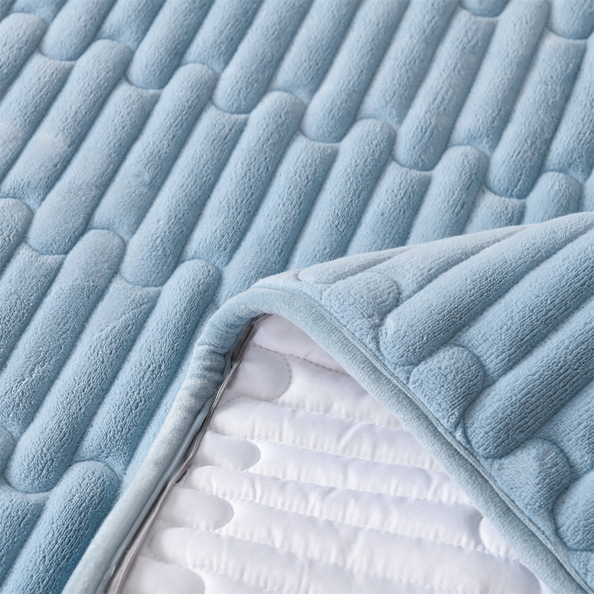 91家纺网 家纺一手货源 找家纺 云木里 2025新款冬季230克牛奶绒六面全包单床笠床笠单件单品床笠和煦春风 和煦春风-天缥