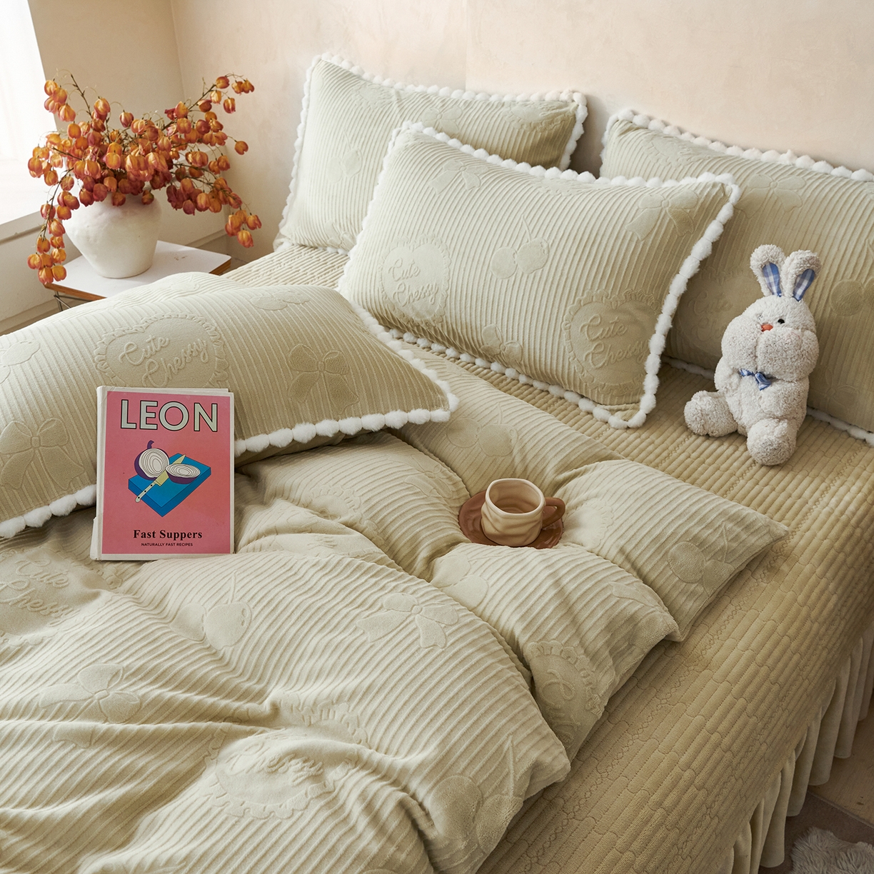 91家纺网 家纺一手货源 找家纺 乐野家居 2025秋冬新款消光立体雕花A类高克重牛奶绒四件套-香榭丽舍系列 香榭丽舍-绿