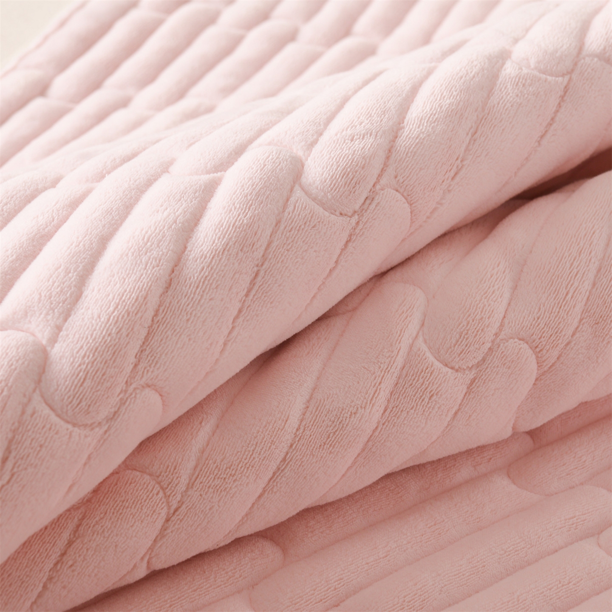 91家纺网 家纺一手货源 找家纺 云木里 2025新款冬季230克牛奶绒六面全包单床笠床笠单件单品床笠和煦春风 和煦春风-雾桃