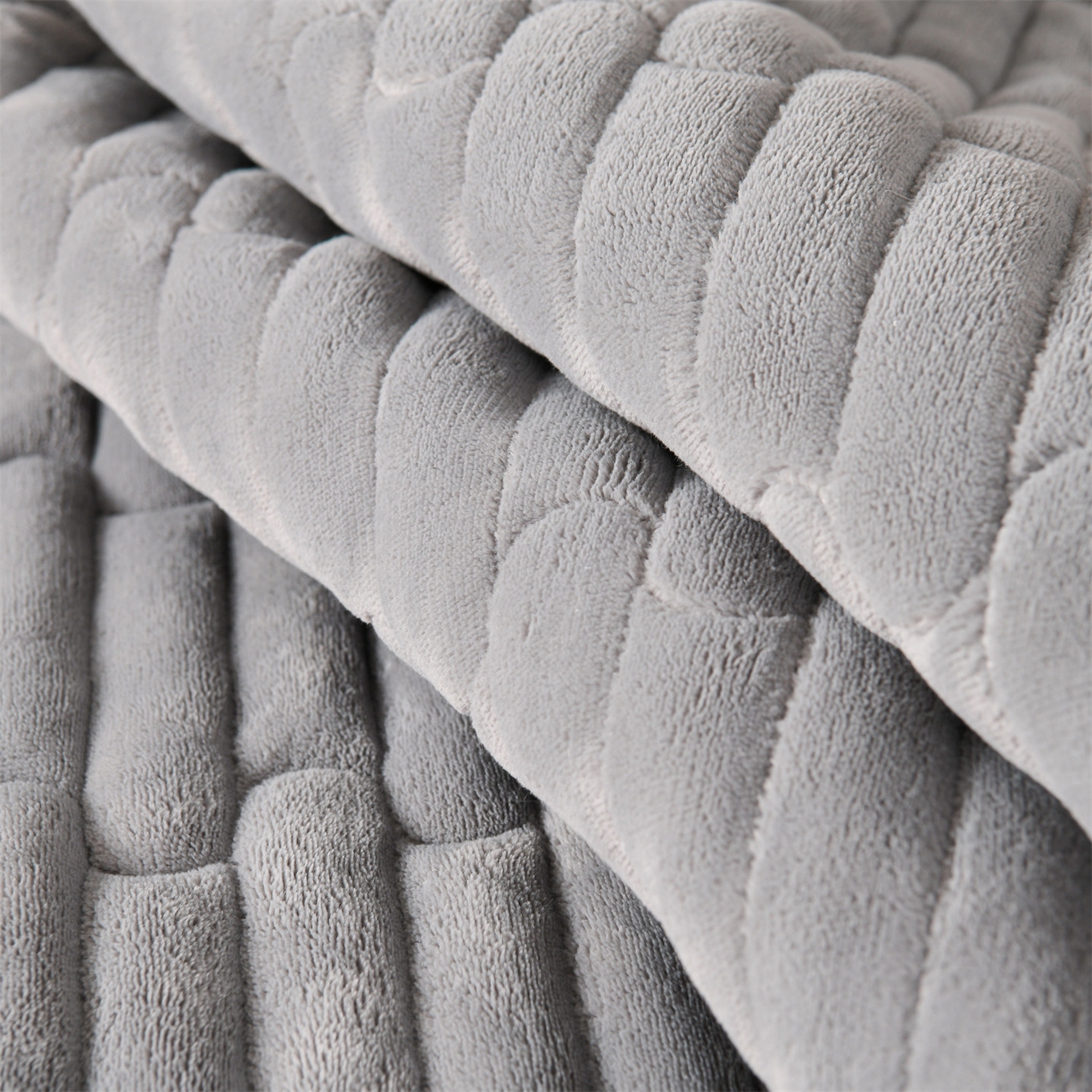 91家纺网 家纺一手货源 找家纺 云木里 2025新款冬季230克牛奶绒六面全包单床笠床笠单件单品床笠和煦春风 和煦春风-象灰