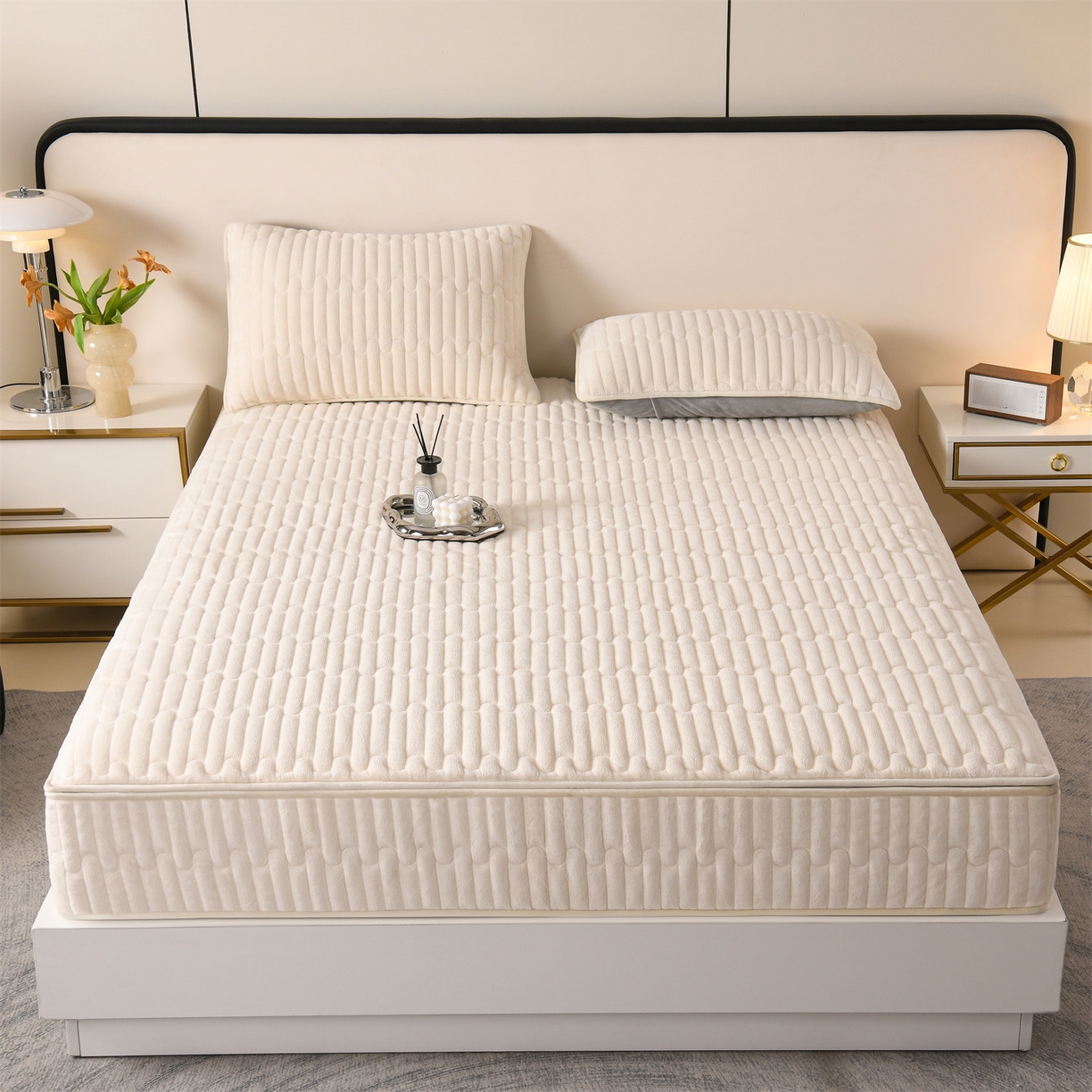 91家纺网 家纺一手货源 找家纺 云木里 2025新款冬季230克牛奶绒六面全包单床笠床笠单件单品床笠和煦春风 和煦春风-杏仁米