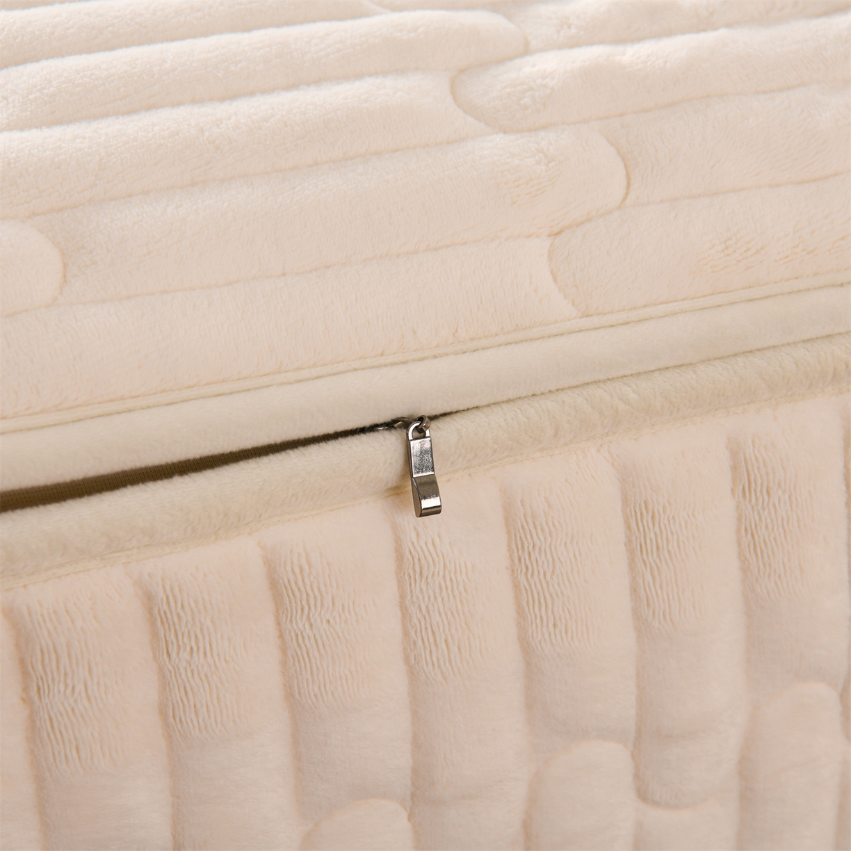 91家纺网 家纺一手货源 找家纺 云木里 2025新款冬季230克牛奶绒六面全包单床笠床笠单件单品床笠和煦春风 和煦春风-杏仁米