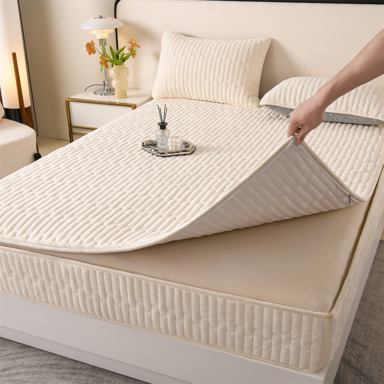 91家纺网 家纺一手货源 找家纺 云木里 2025新款冬季230克牛奶绒六面全包单床笠床笠单件单品床笠和煦春风 和煦春风-杏仁米