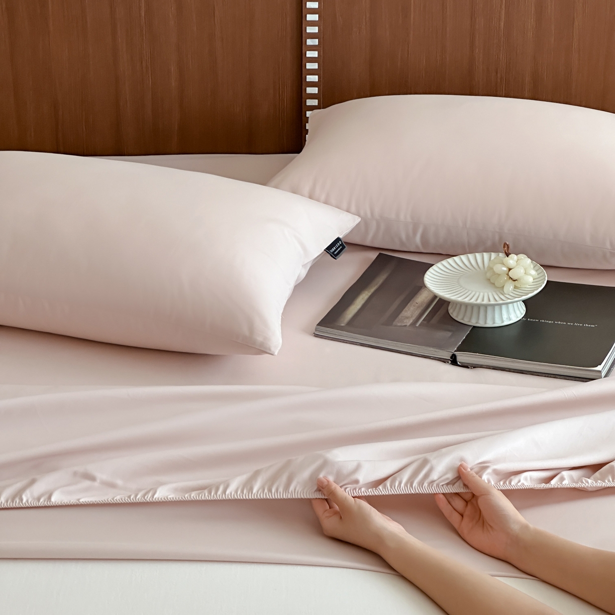 91家纺网 家纺一手货源 找家纺 三味舒屋 2025新款50支磨毛长绒棉纯棉纯色单床笠床笠单件-长期主义 浅淡粉