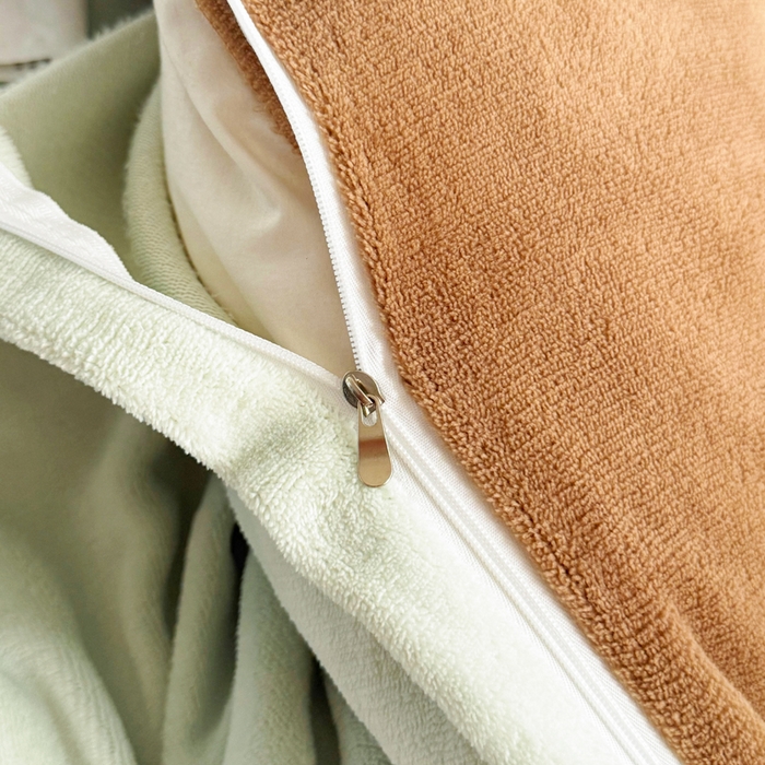 91家纺网 家纺一手货源 找家纺 王朝国际 2026新款高克重牛奶绒印花四件套 抹茶咖