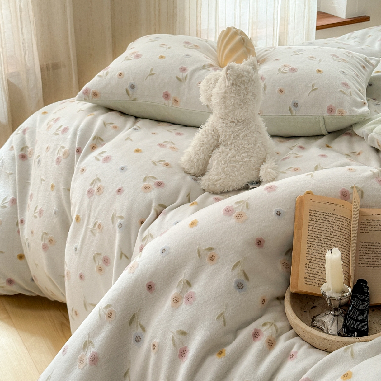 91家纺网 家纺一手货源 找家纺 （总）FORTWO家纺原创设计（FOR TWO家纺） 2025新款烂花小清新牛奶绒绒可爱印花暗合款四件套