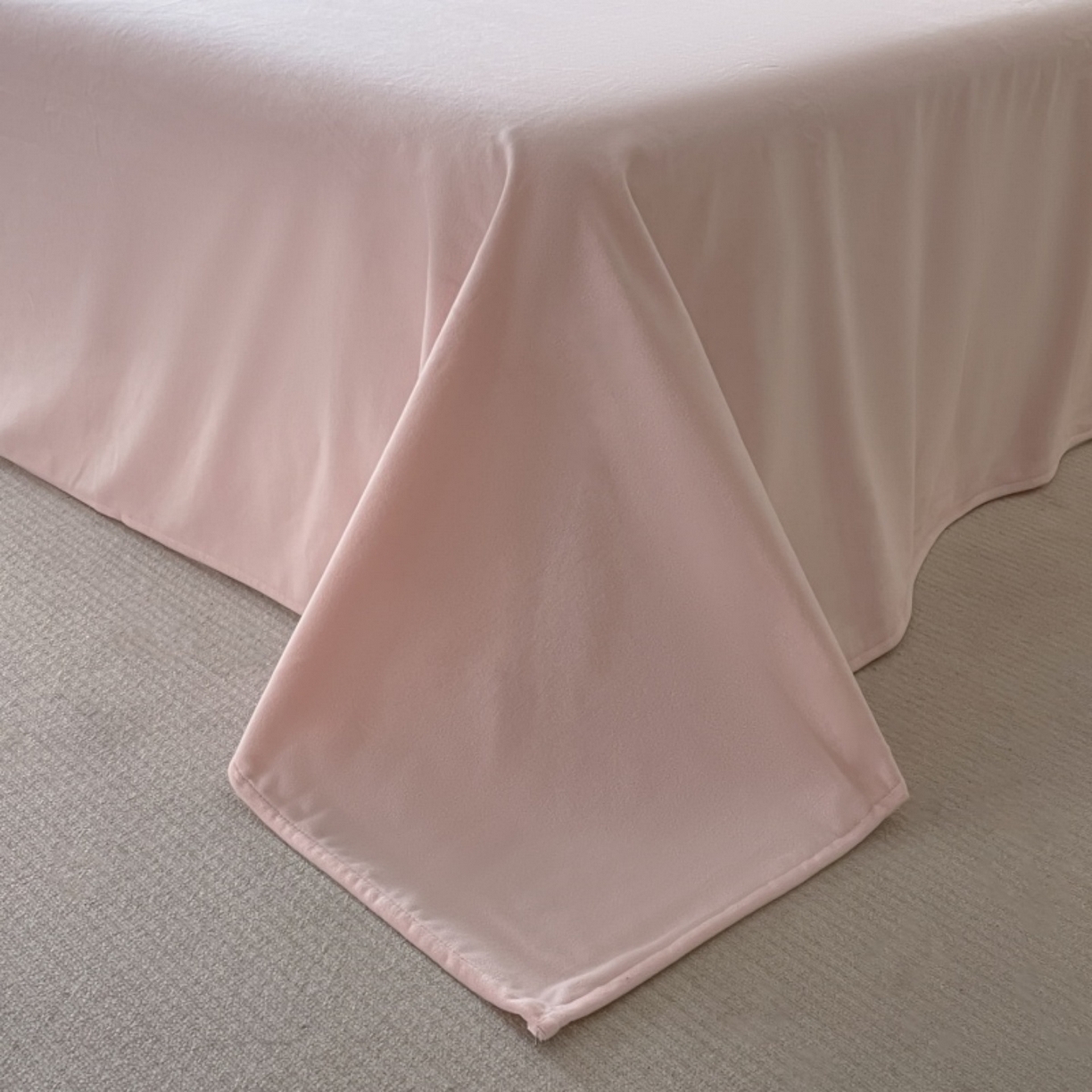 91家纺网 家纺一手货源 找家纺 （总）羚羊语家纺 2025新款280克灯芯绒婴儿绒四件套高级嵌绳拼接款水晶绒宝宝绒牛奶绒床单床笠款三件套-奶芙绒系列