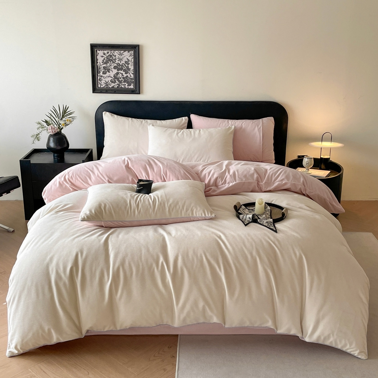 91家纺网 家纺一手货源 找家纺 羚羊语家纺 2025新款280克灯芯绒婴儿绒四件套高级嵌绳拼接款水晶绒宝宝绒牛奶绒床单床笠款三件套-奶芙绒系列 雪桃甜吻