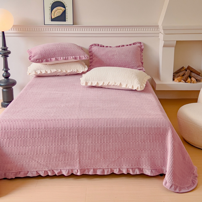 91家纺网 家纺一手货源 找家纺 乐野家居 2025新款A类加厚素色牛奶绒被套系列 豆豆粉