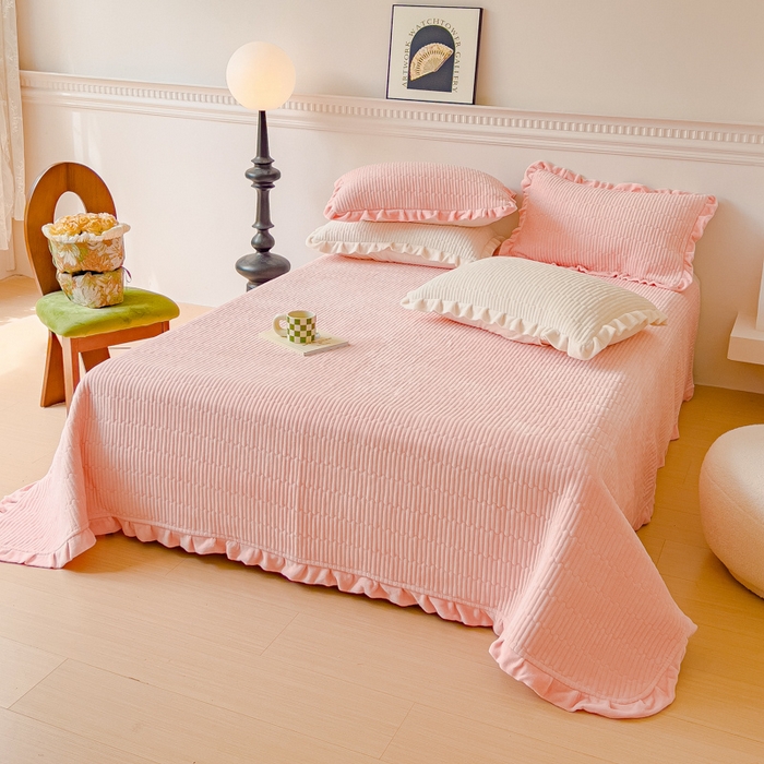 91家纺网 家纺一手货源 找家纺 乐野家居 2025新款A类加厚素色牛奶绒被套系列 梦幻粉