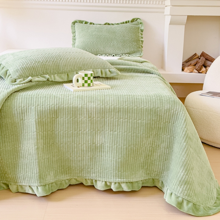 91家纺网 家纺一手货源 找家纺 乐野家居 2025新款A类加厚素色牛奶绒被套系列 森林绿