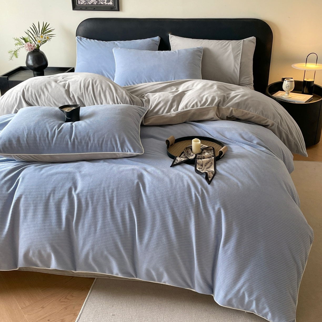 91家纺网 家纺一手货源 找家纺 羚羊语家纺 2025新款280克灯芯绒婴儿绒四件套高级嵌绳拼接款水晶绒宝宝绒牛奶绒床单床笠款三件套-奶芙绒系列 海风佛雾