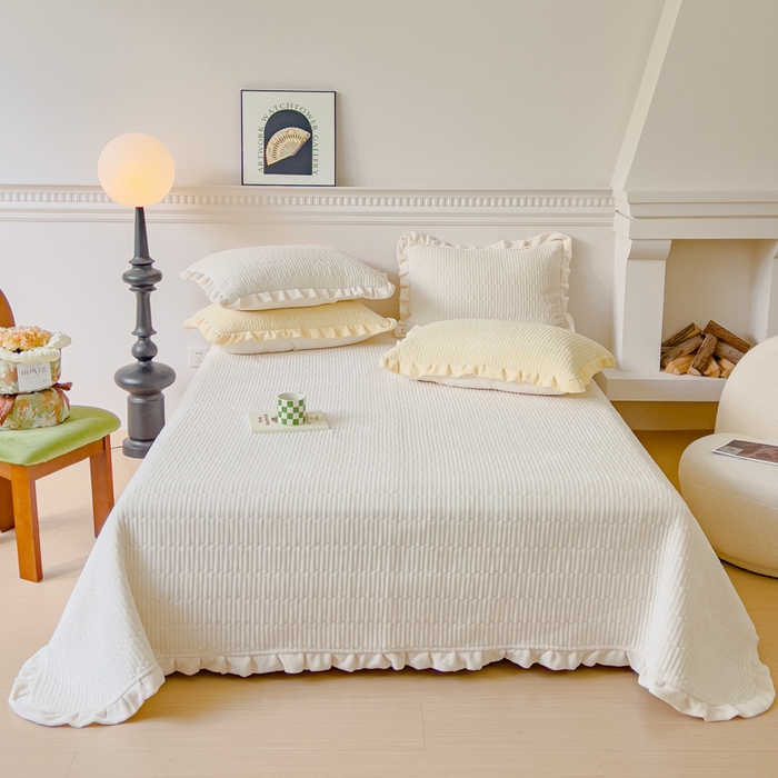 91家纺网 家纺一手货源 找家纺 乐野家居 2025新款A类加厚素色牛奶绒被套系列 珍珠白