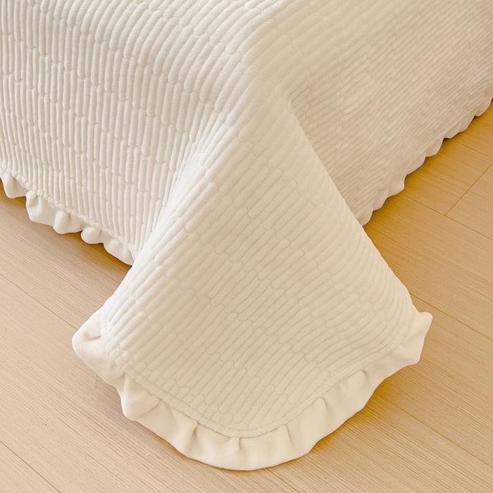 91家纺网 家纺一手货源 找家纺 乐野家居 2025新款A类加厚素色牛奶绒被套系列 珍珠白