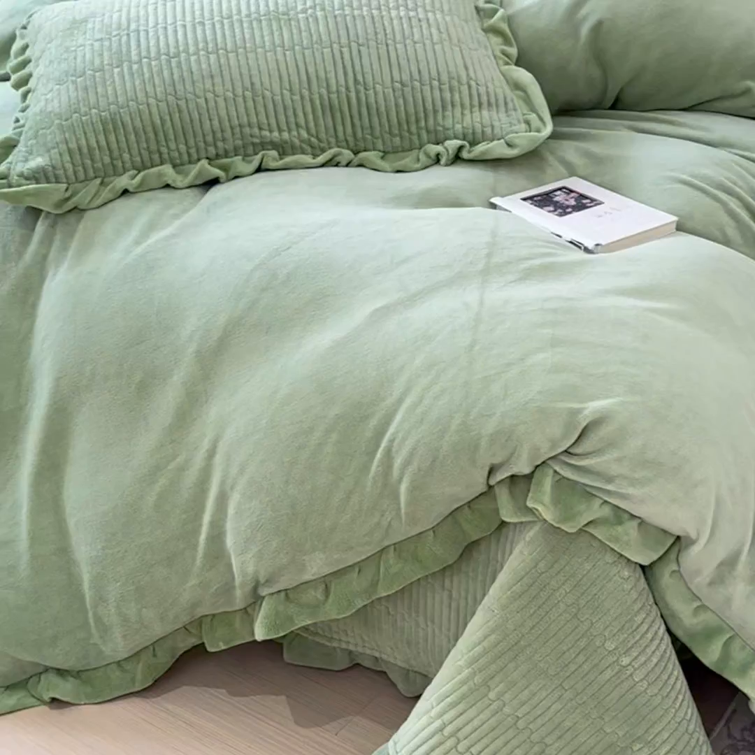 91家纺网 家纺一手货源 找家纺 乐野家居 2025新款A类加厚素色牛奶绒被套系列 森林绿