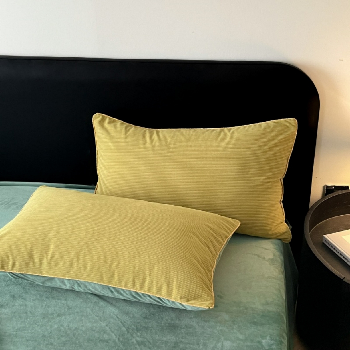 91家纺网 家纺一手货源 找家纺 羚羊语家纺 2025新款280克灯芯绒婴儿绒四件套高级嵌绳拼接款水晶绒宝宝绒牛奶绒床单床笠款三件套-奶芙绒系列 半糖绿洲